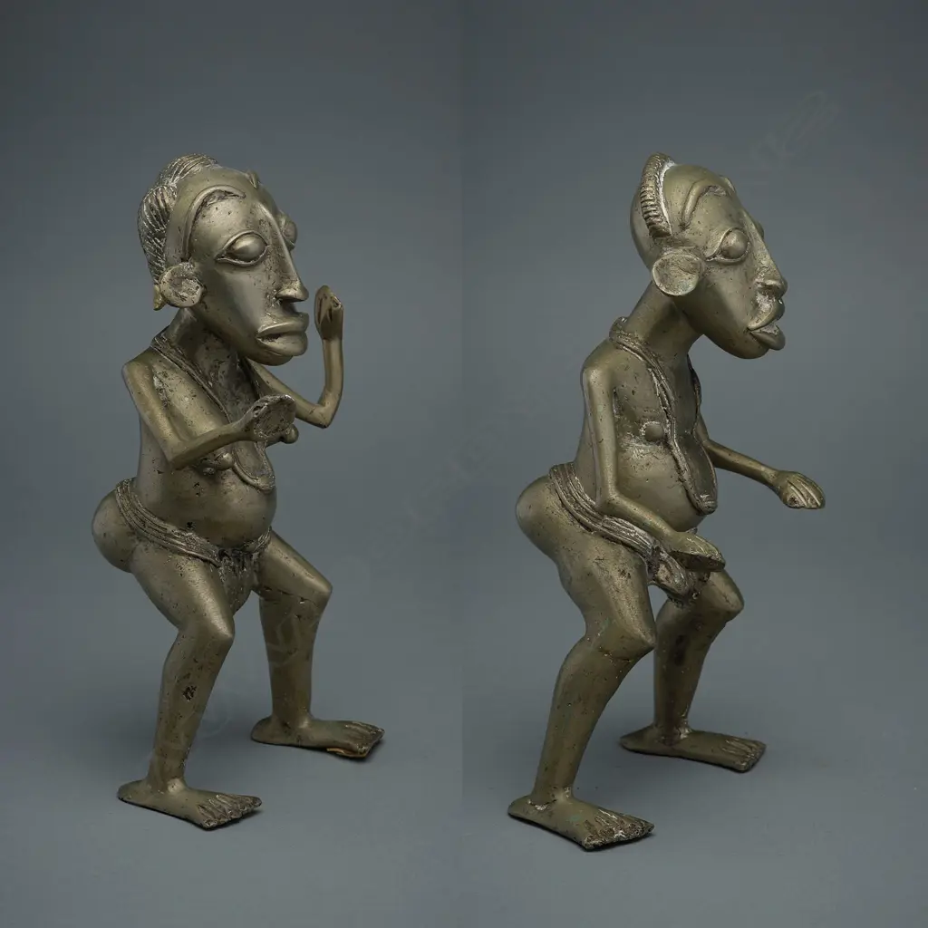 A pair of white metal alloy figures, Image 1++